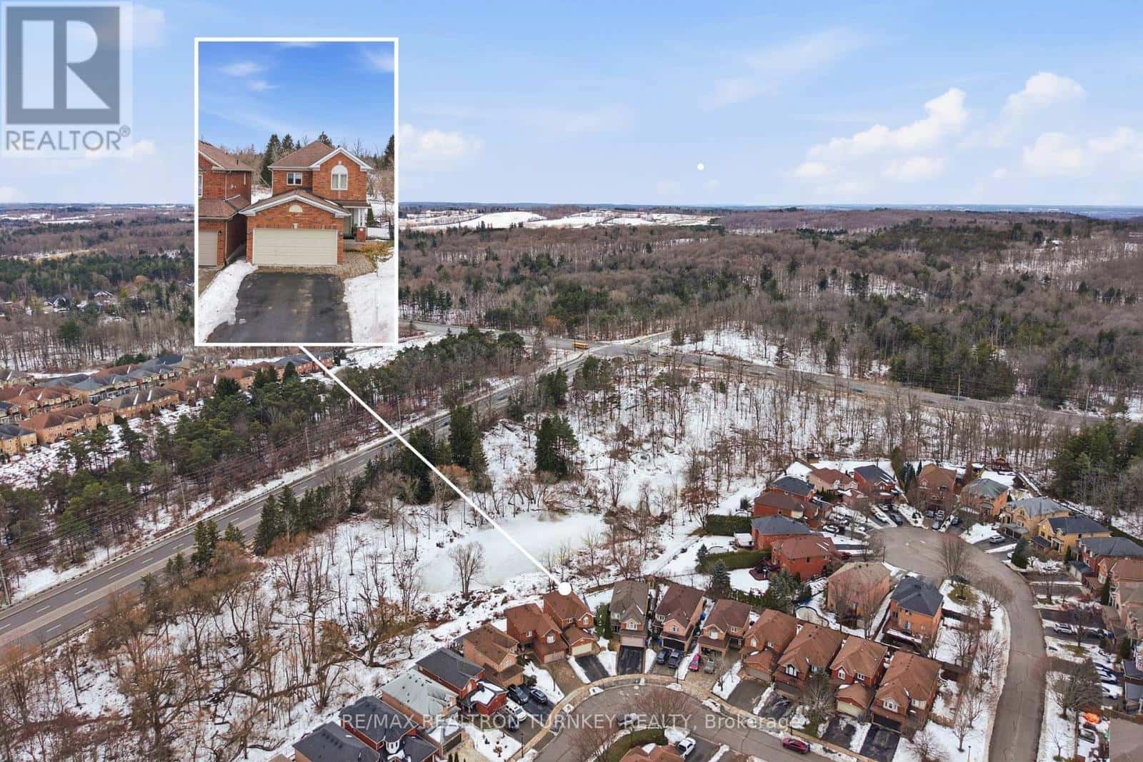 423 HEWITT CIRCLE — Newmarket (Summerhill Estates), Ontario - Photo 2 of 32