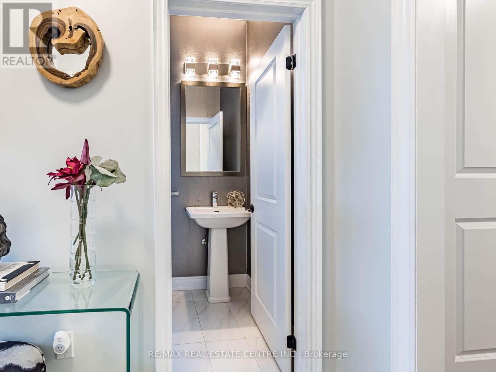 3253 MINTWOOD CIRCLE — Oakville (GO Glenorchy), Ontario - Photo 5 of 50