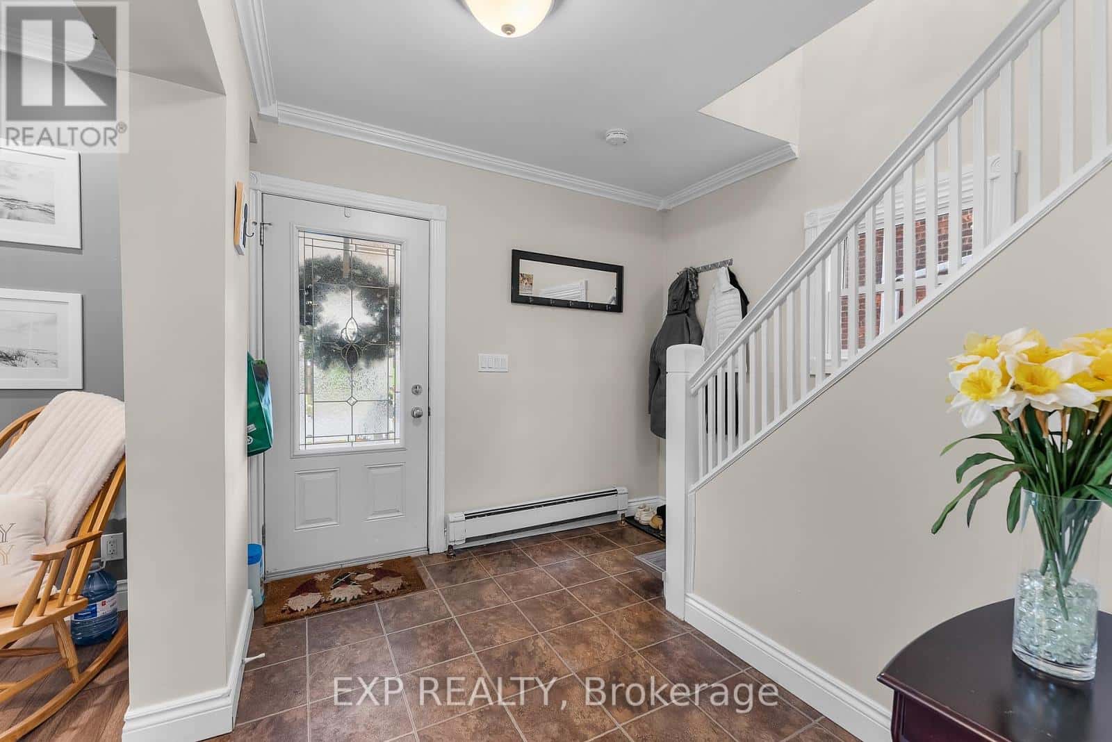 91 WELLAND AVENUE — St. Catharines (Downtown), Ontario - Photo 4 of 33