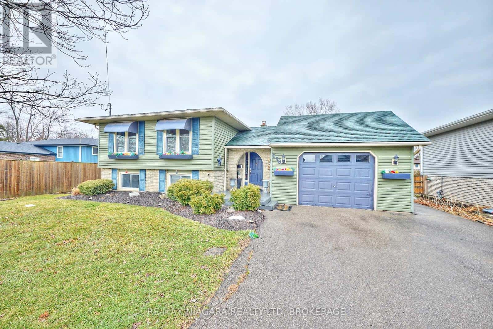 698 BUFFALO ROAD — Fort Erie (Crescent Park), Ontario - Photo 2 of 50