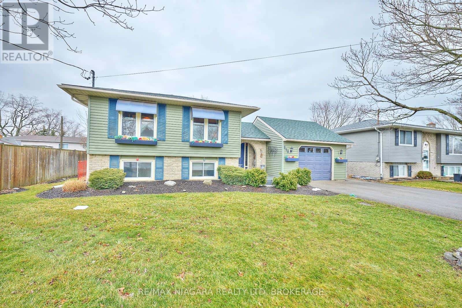 698 BUFFALO ROAD — Fort Erie (Crescent Park), Ontario - Photo 3 of 50