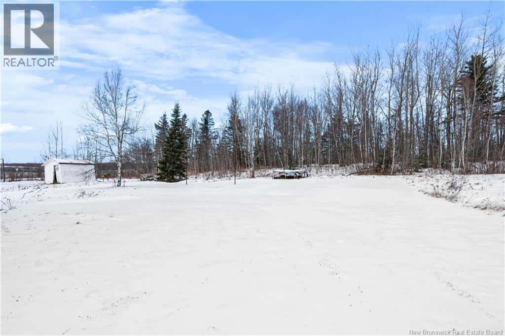 2107-2109 Champlain — Dieppe, New Brunswick - Photo 3 of 19