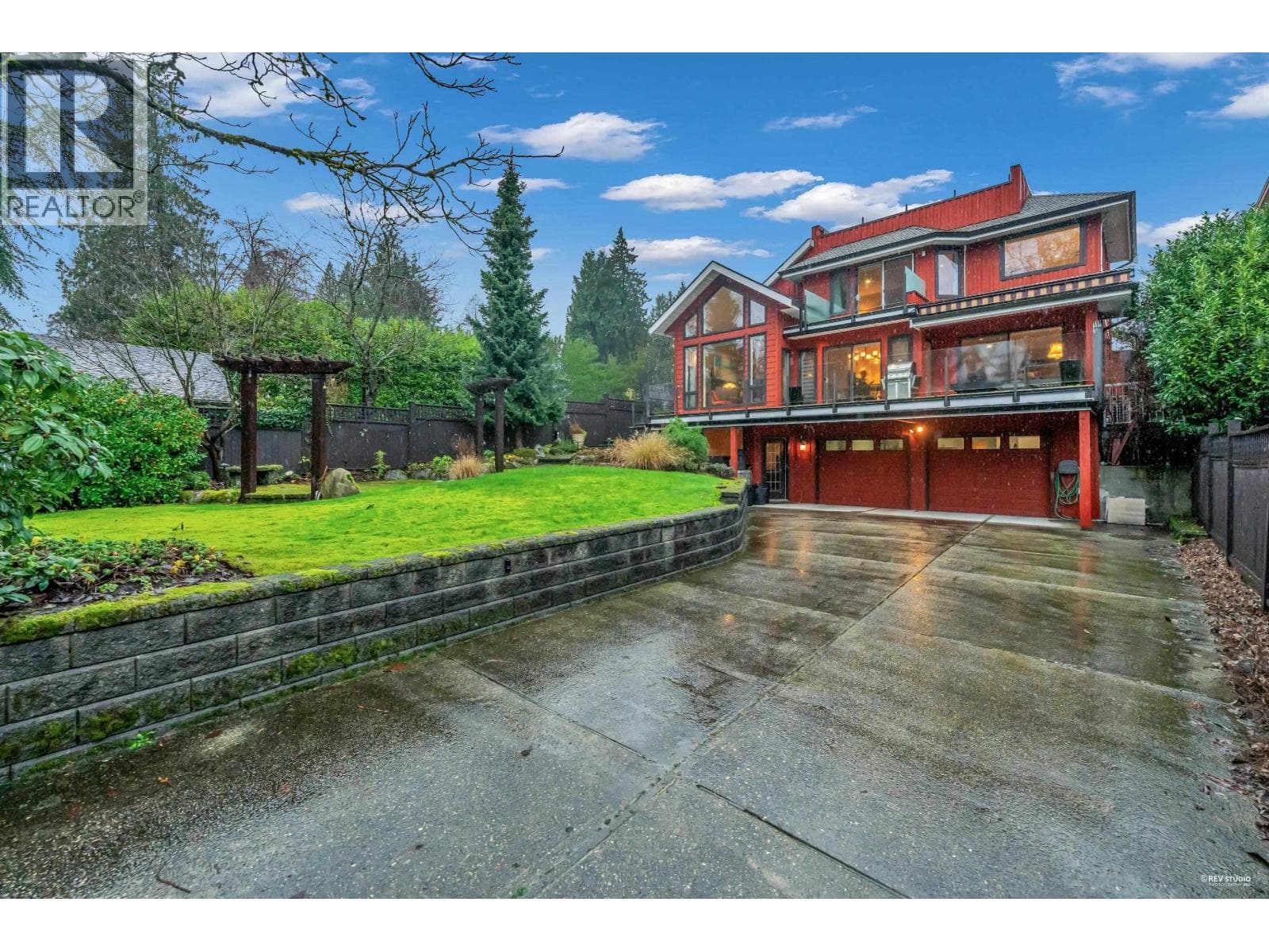 1578 INGLEWOOD AVENUE — West Vancouver, British Columbia - Main photo