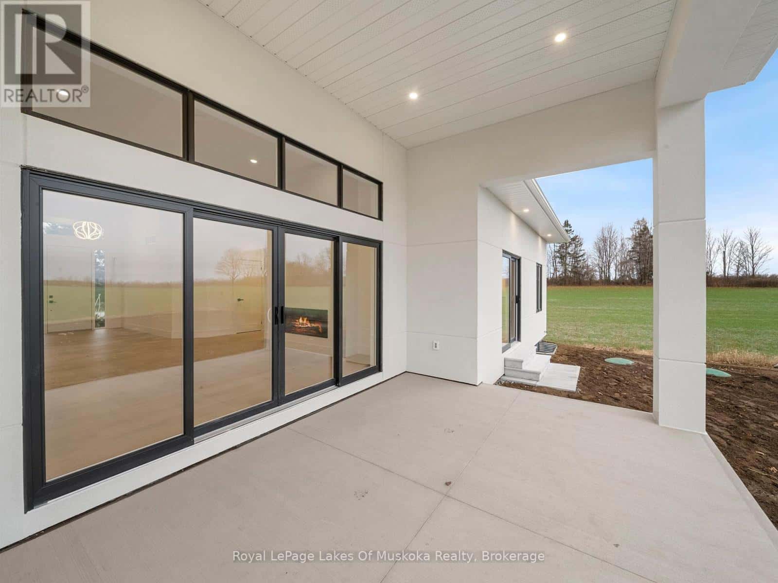 19 HENRY BALL COURT — Oro-Medonte (Warminister), Ontario - Photo 5 of 11