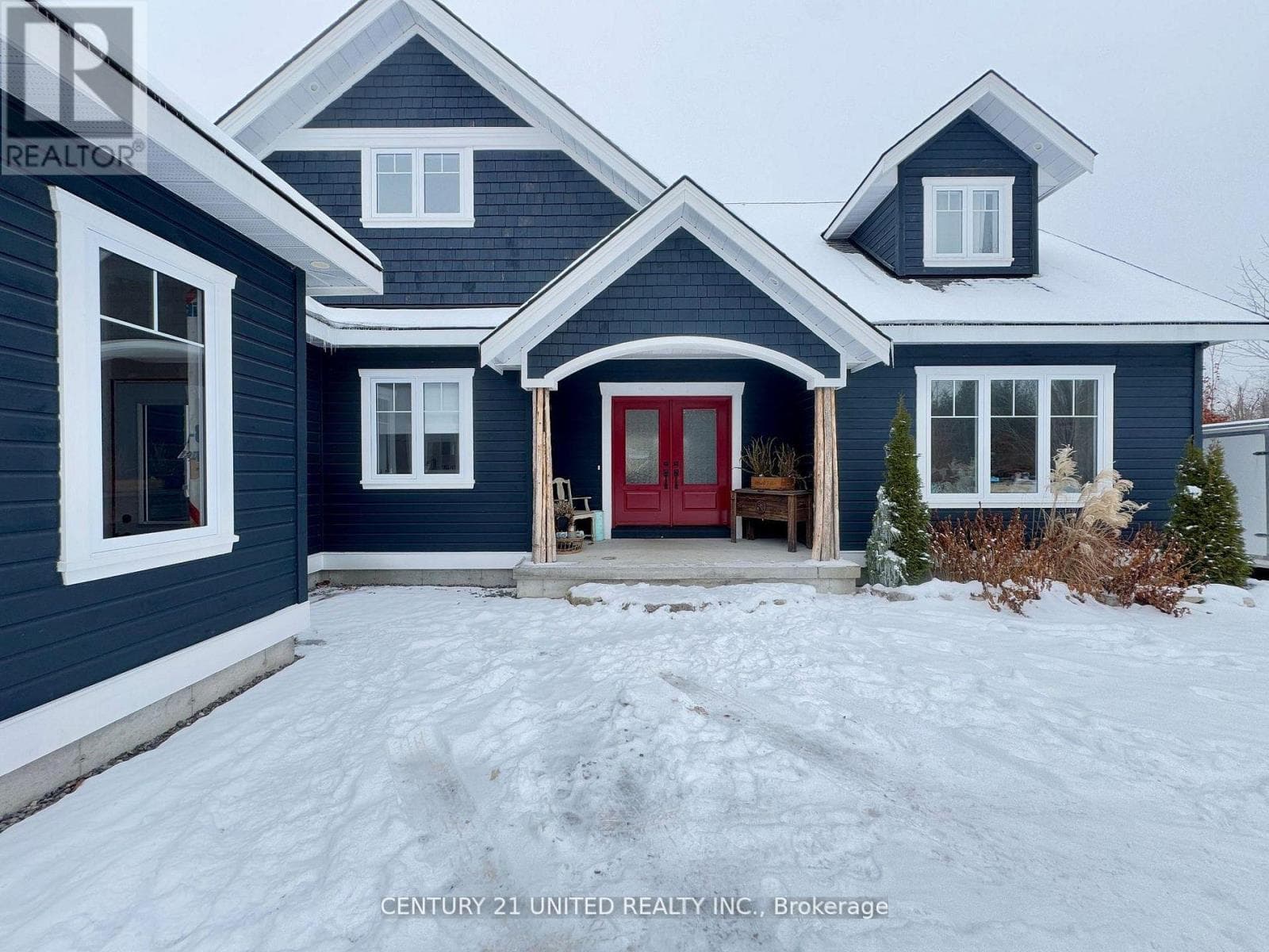 142 HICKORY BEACH ROAD — Kawartha Lakes (Verulam), Ontario - Main photo