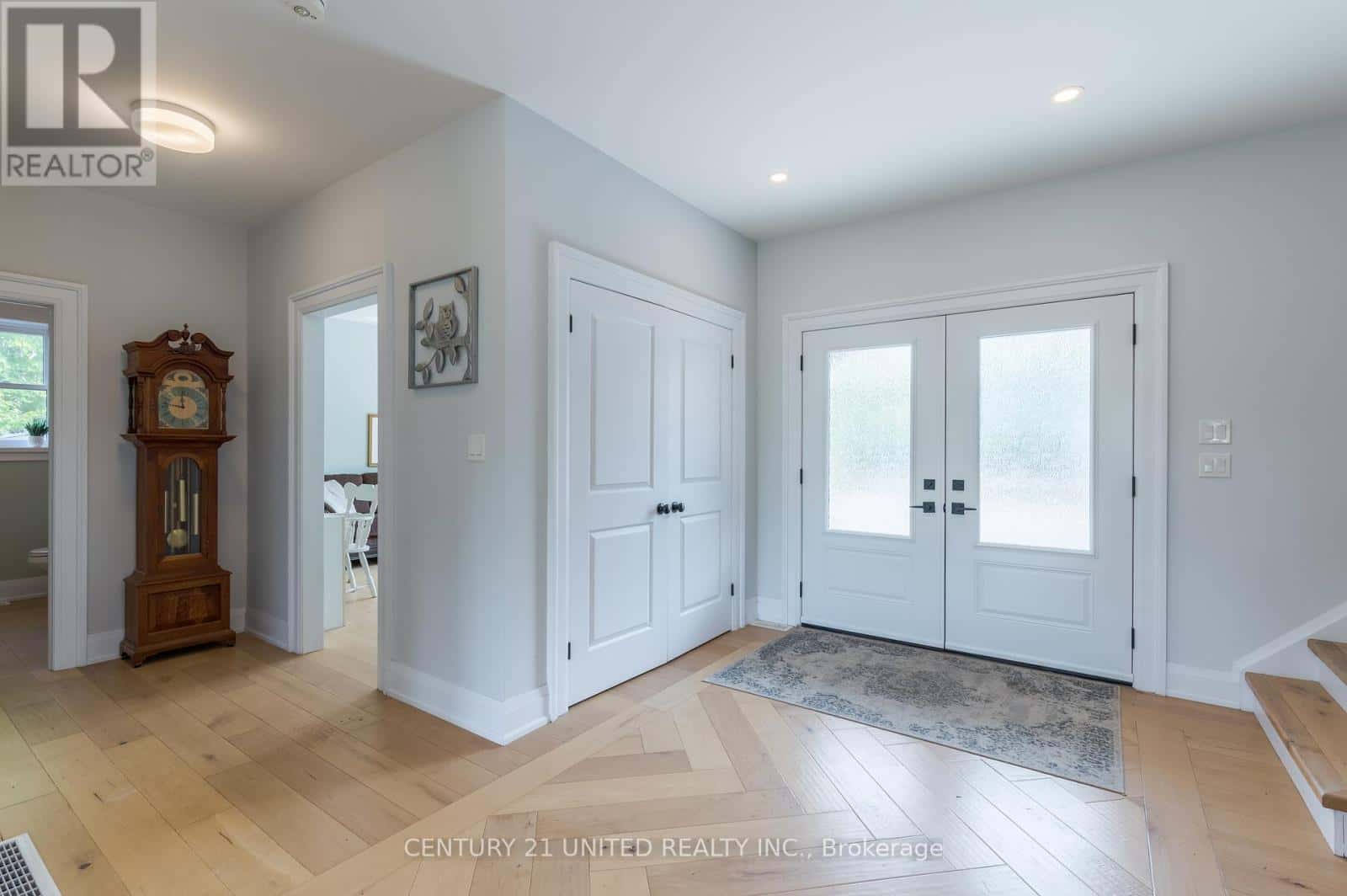 142 HICKORY BEACH ROAD — Kawartha Lakes (Verulam), Ontario - Photo 4 of 50