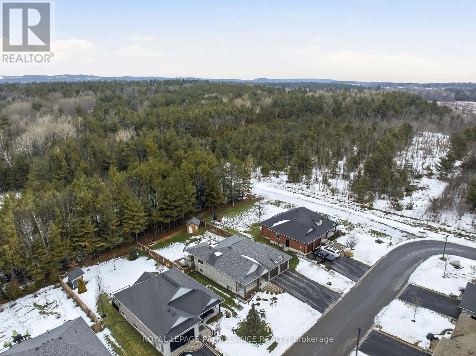 45 CASTLE RIDGE — Brighton, Ontario - Photo 3 of 49