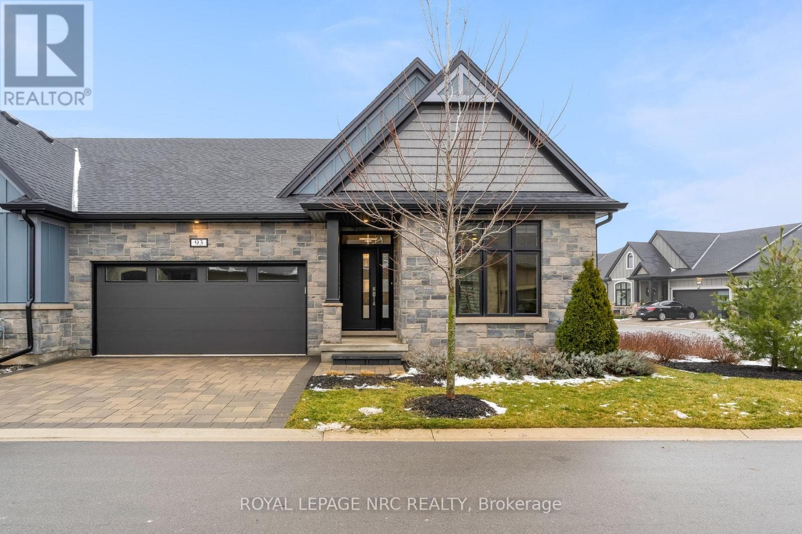 93 - 154 PORT ROBINSON ROAD — Pelham (Fonthill), Ontario - Main photo