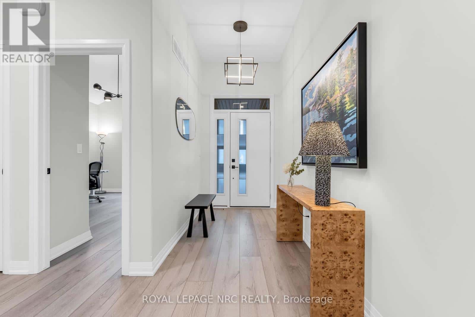 93 - 154 PORT ROBINSON ROAD — Pelham (Fonthill), Ontario - Photo 5 of 45