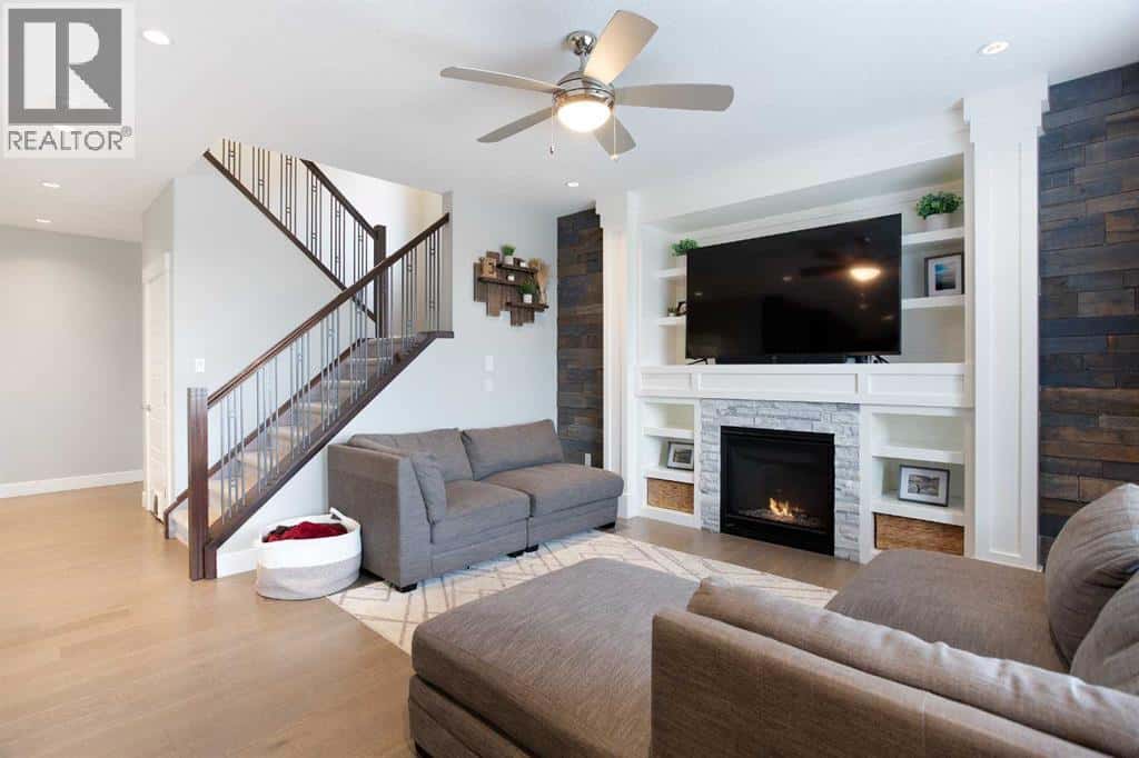 1467 Ranch Road — Carstairs, Alberta - Photo 4 of 43