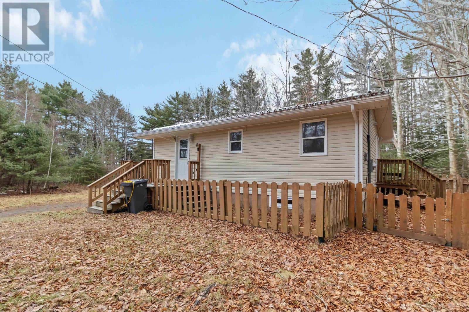 186 Old Kettle Road — Mill Village, Nova Scotia - Photo 3 of 48