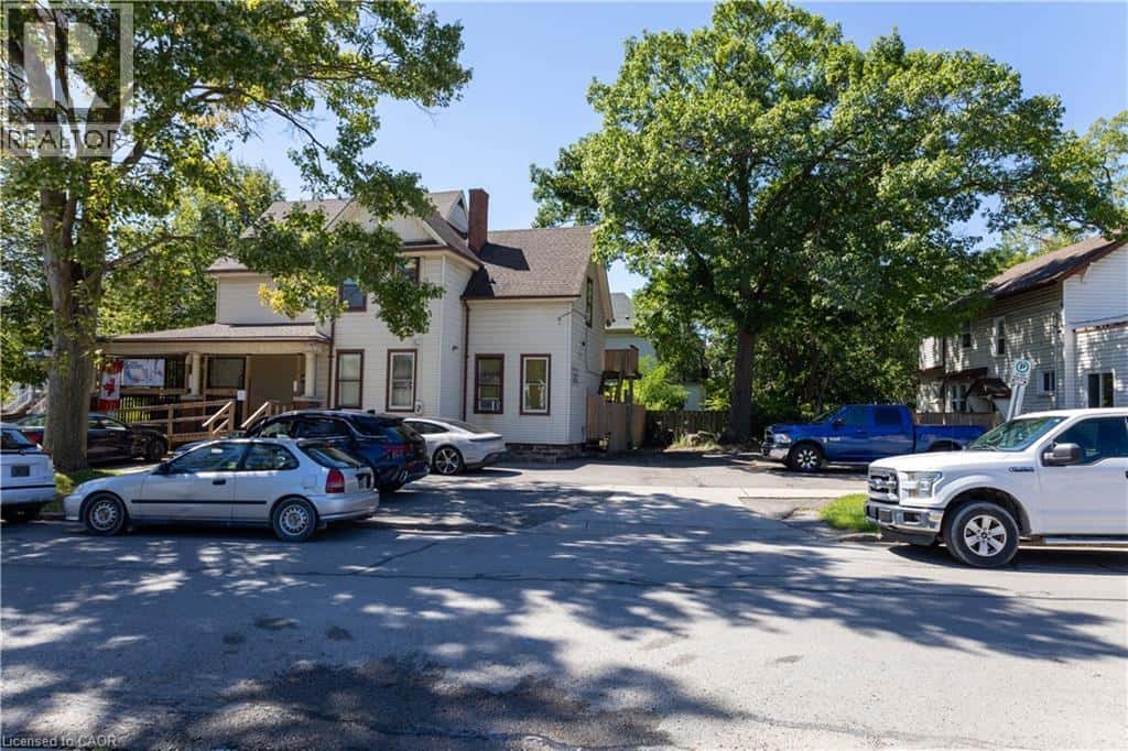 7 WELLAND Avenue — St. Catharines, Ontario - Photo 2 of 20