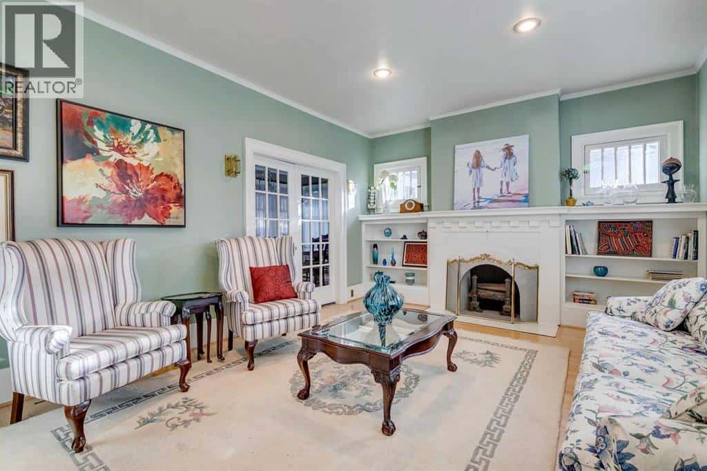 3028 1 Street SW — Calgary, Alberta - Photo 4 of 27