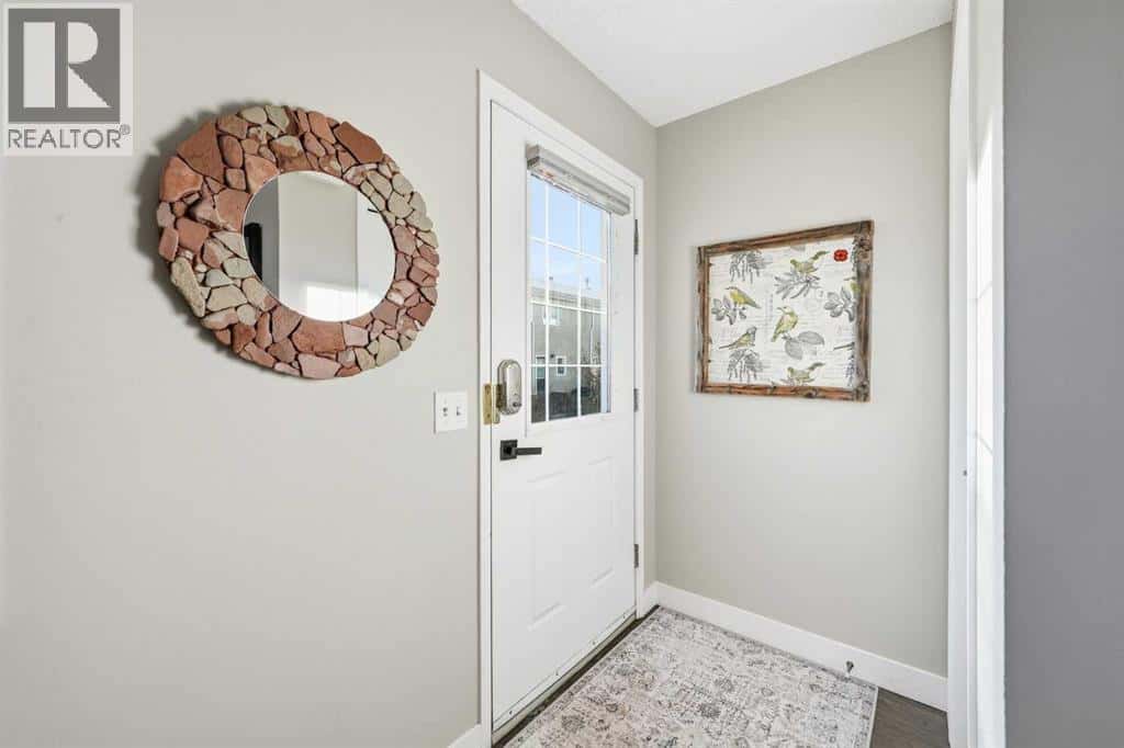 101, 1124 14 Avenue SW — Calgary, Alberta - Photo 5 of 41