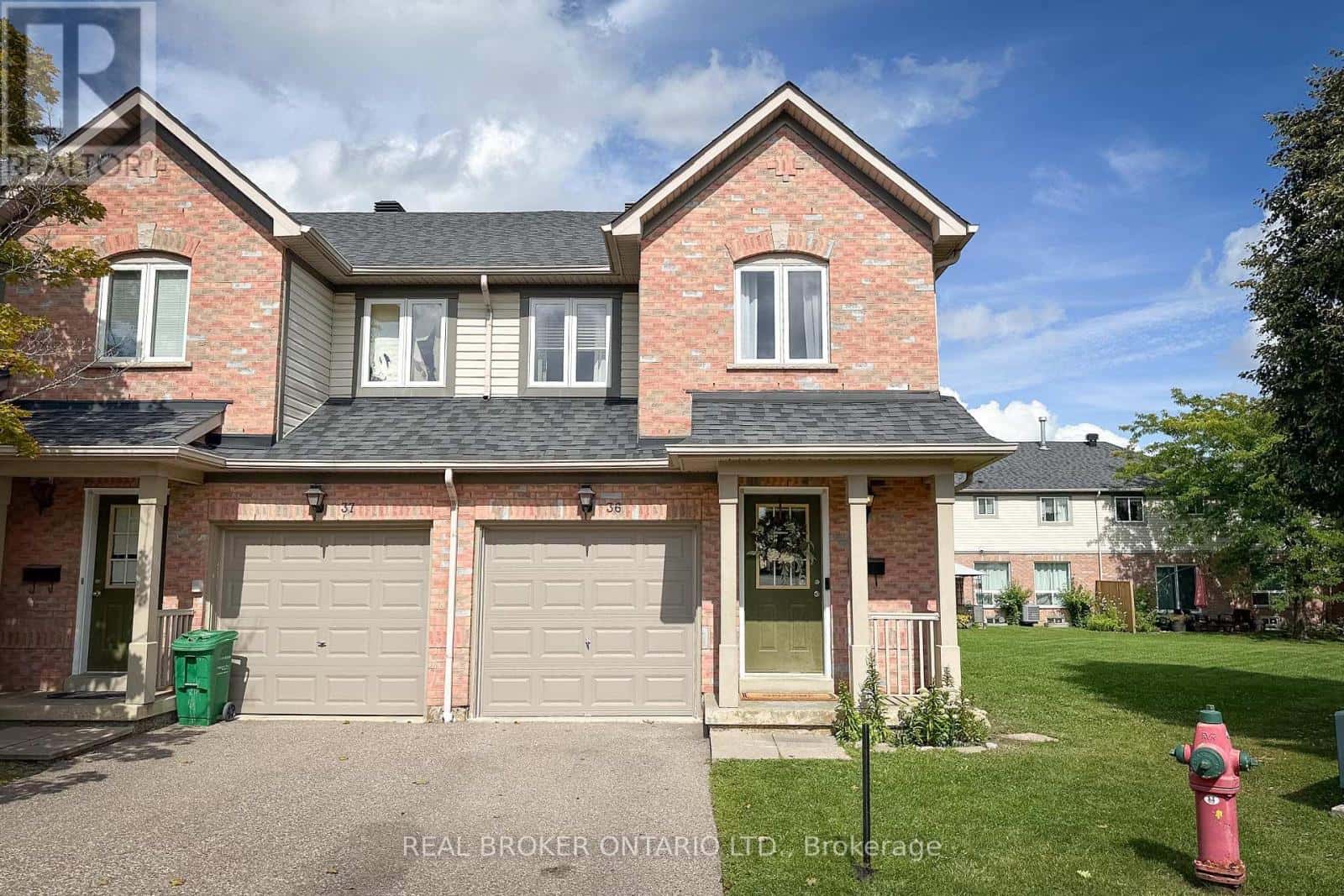 36 - 5255 GUILDWOOD WAY — Mississauga (Hurontario), Ontario - Photo 2 of 44