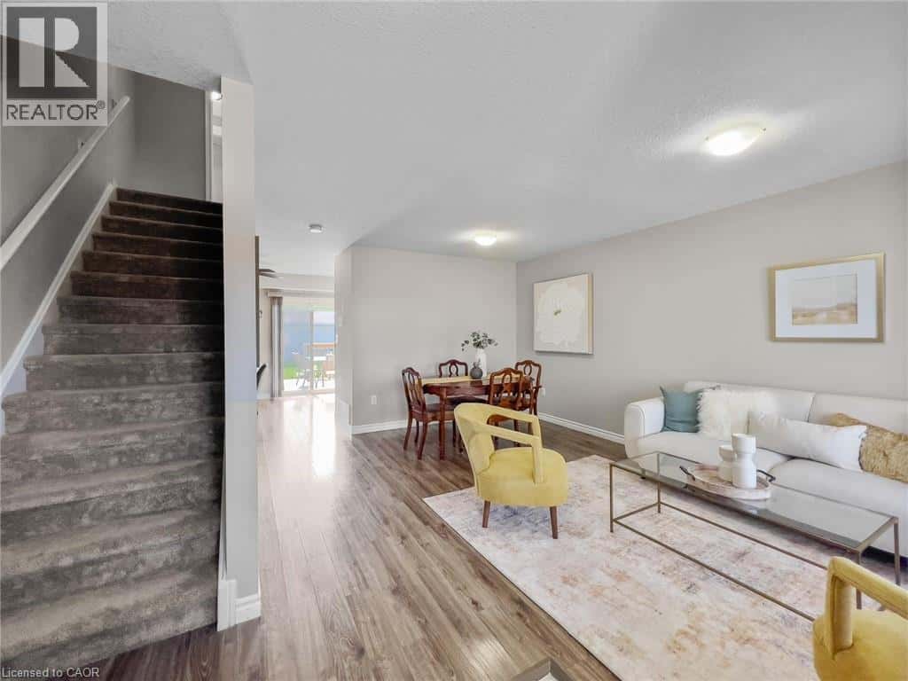 610 SALISBURY Avenue S — Listowel, Ontario - Photo 5 of 34