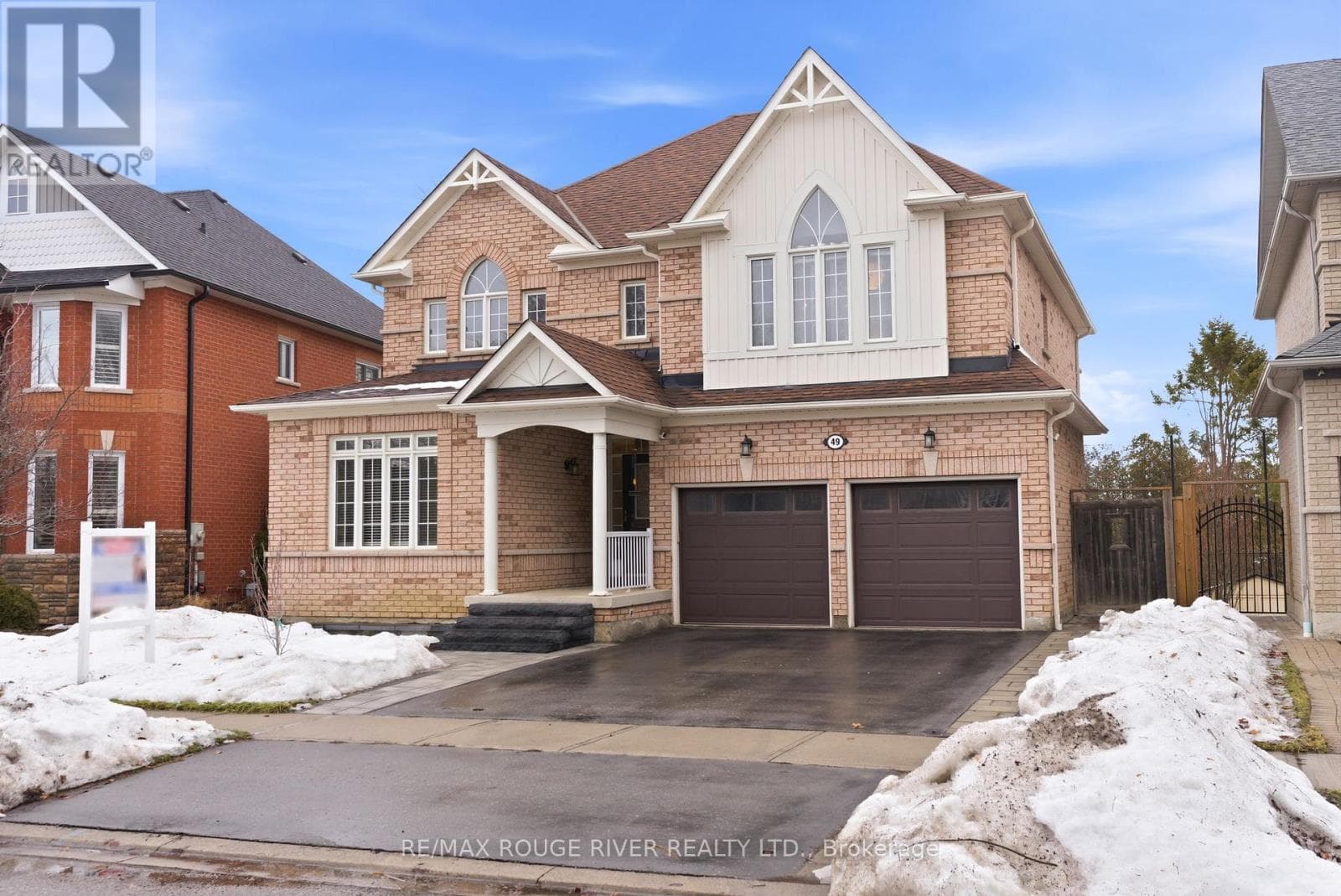 49 HELSTON CRESCENT — Whitby (Brooklin), Ontario - Main photo