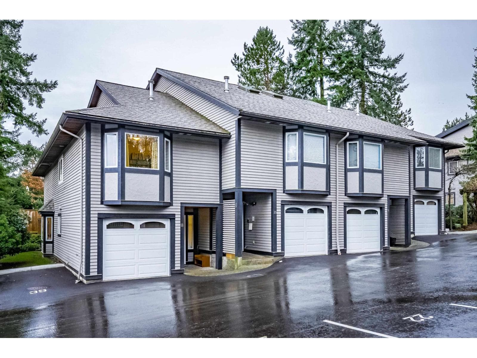 11 1828 LILAC DRIVE — Surrey, British Columbia - Main photo