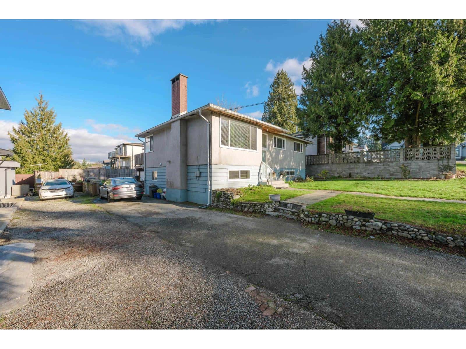 11181 90 AVENUE — Delta, British Columbia - Photo 3 of 40