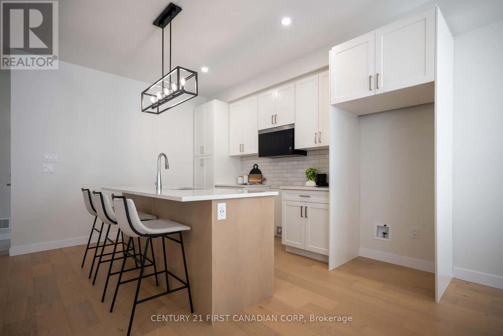 4297 CALHOUN WAY — London South (South V), Ontario - Photo 4 of 22