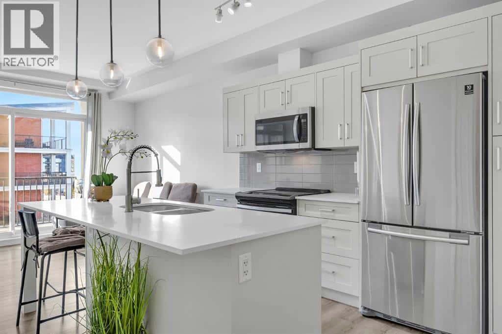 305, 35 Walgrove SE — Calgary, Alberta - Photo 5 of 23