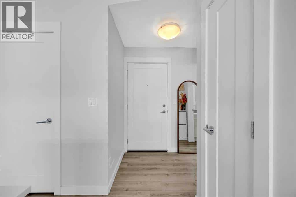 305, 35 Walgrove SE — Calgary, Alberta - Photo 3 of 23