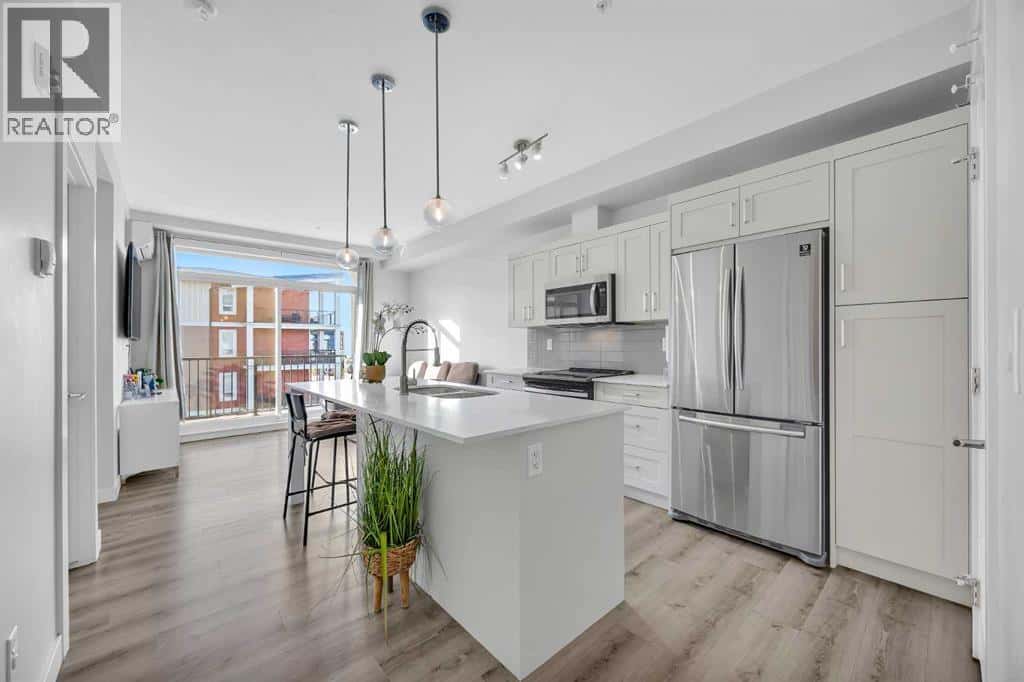 305, 35 Walgrove SE — Calgary, Alberta - Photo 4 of 23