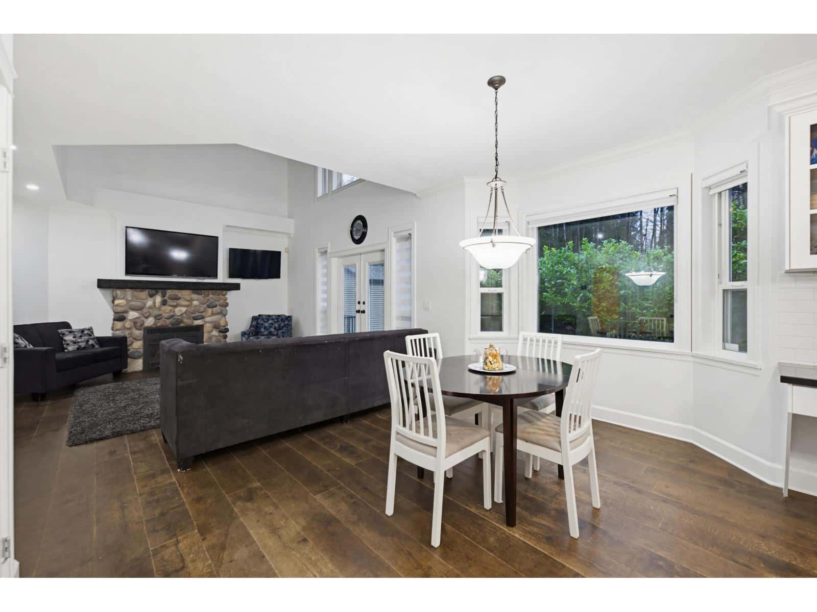 21686 93 AVENUE — Langley, British Columbia - Photo 5 of 39