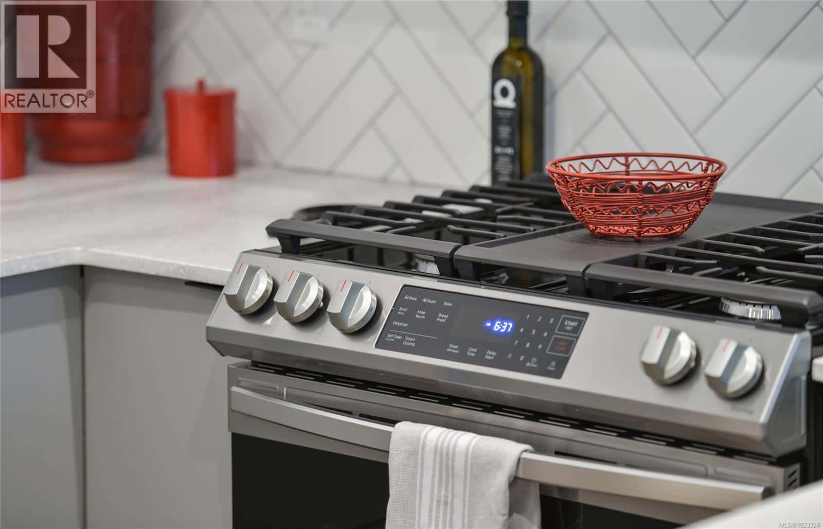 306 1114 Samar Cres — Langford, British Columbia - Photo 4 of 38