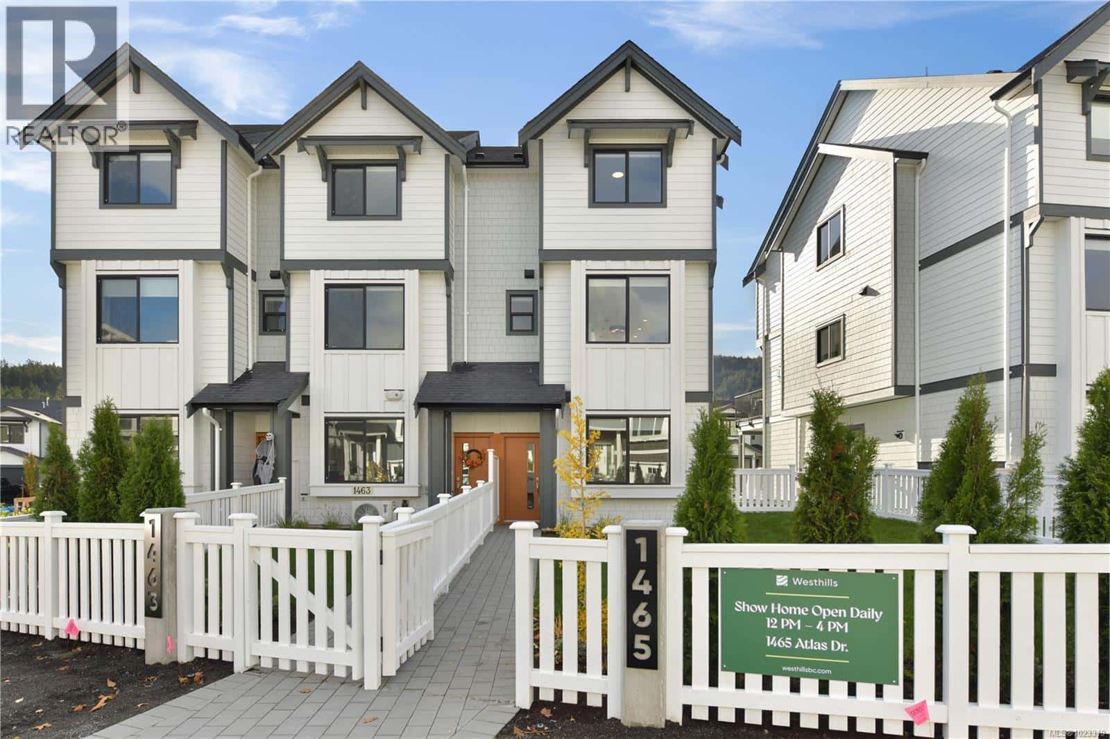 1493 Atlas Dr — Langford, British Columbia - Photo 4 of 32