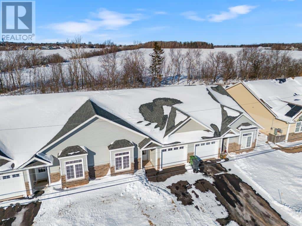 13 625 Murphy Street — Summerside, Prince Edward Island - Photo 4 of 37