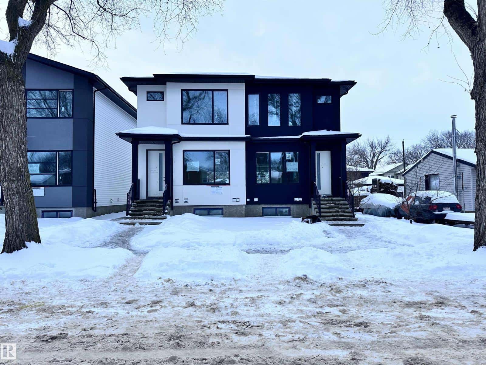 10128 82 ST NW — Edmonton, Alberta - Photo 2 of 5