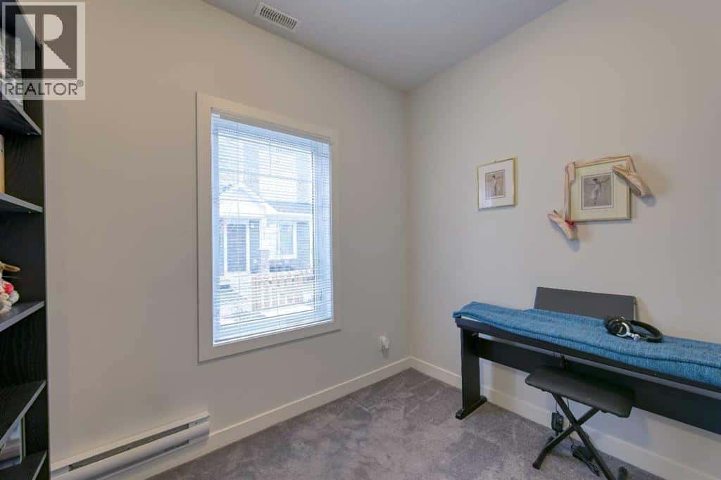 518 Canals Crossing — Airdrie, Alberta - Photo 5 of 40