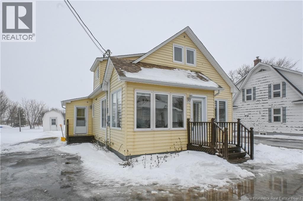 117 Degrâce Street — Shippagan, New Brunswick - Main photo