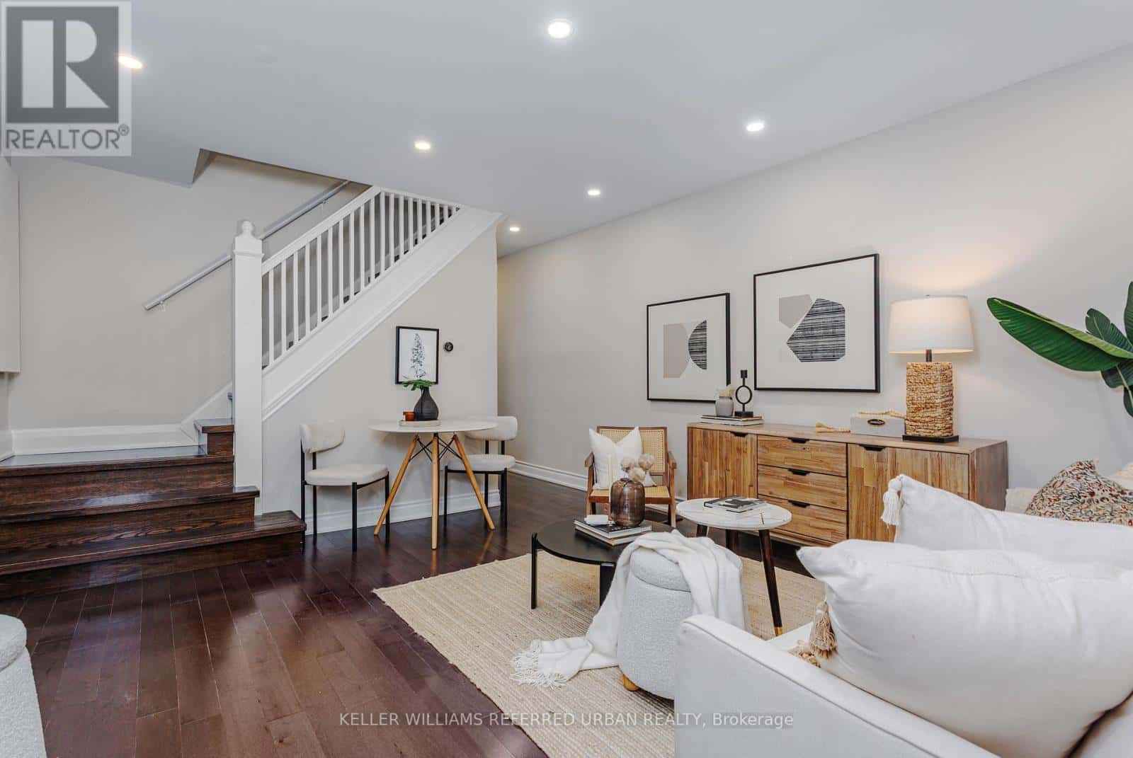 647 RHODES AVENUE — Toronto (Greenwood-Coxwell), Ontario - Photo 2 of 29