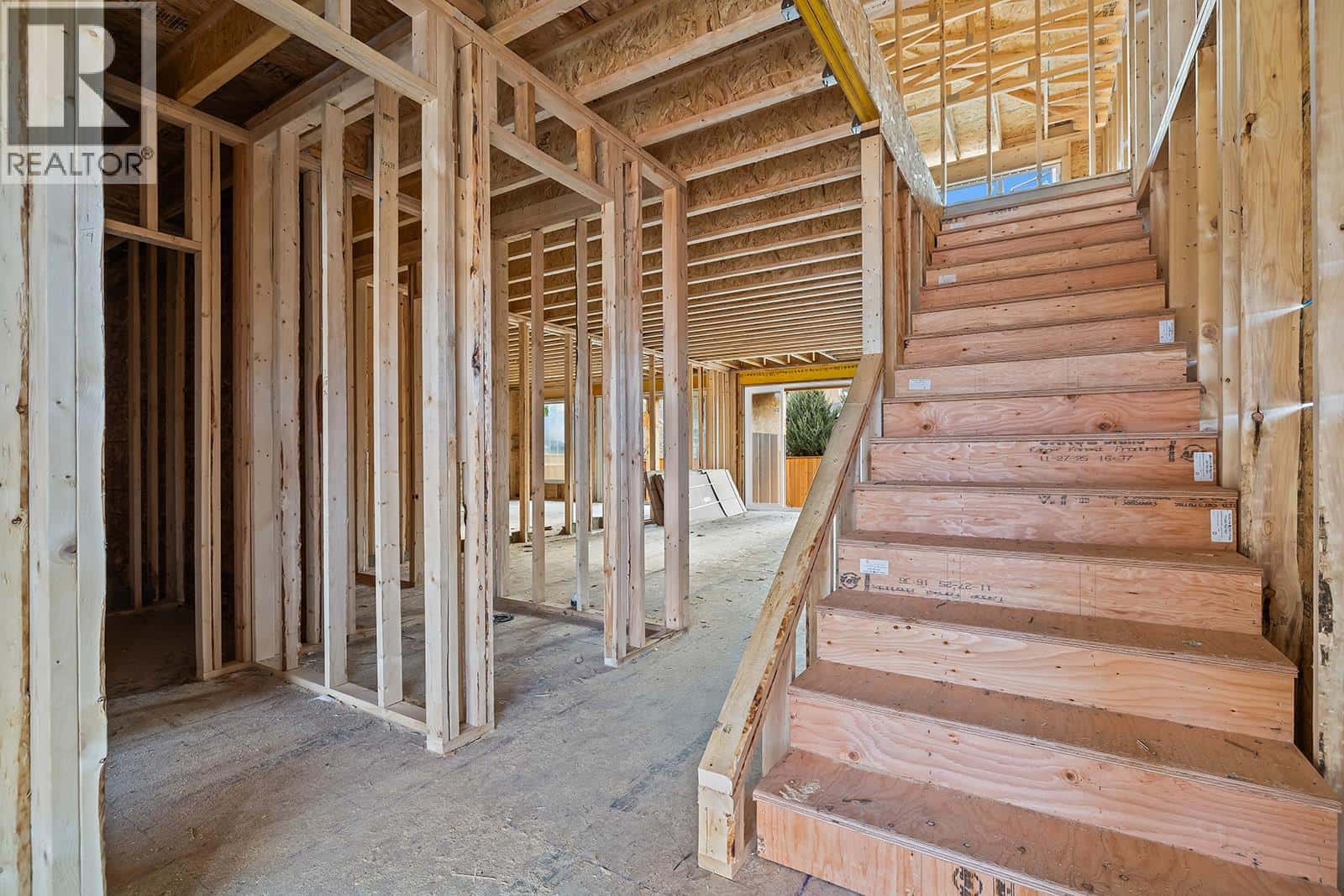 1715 Treffry Place — Summerland, British Columbia - Photo 4 of 23