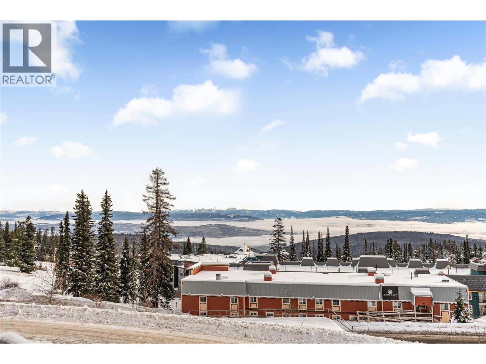 9885 Pinnacles Road Unit# 3 — Vernon, British Columbia - Photo 2 of 26