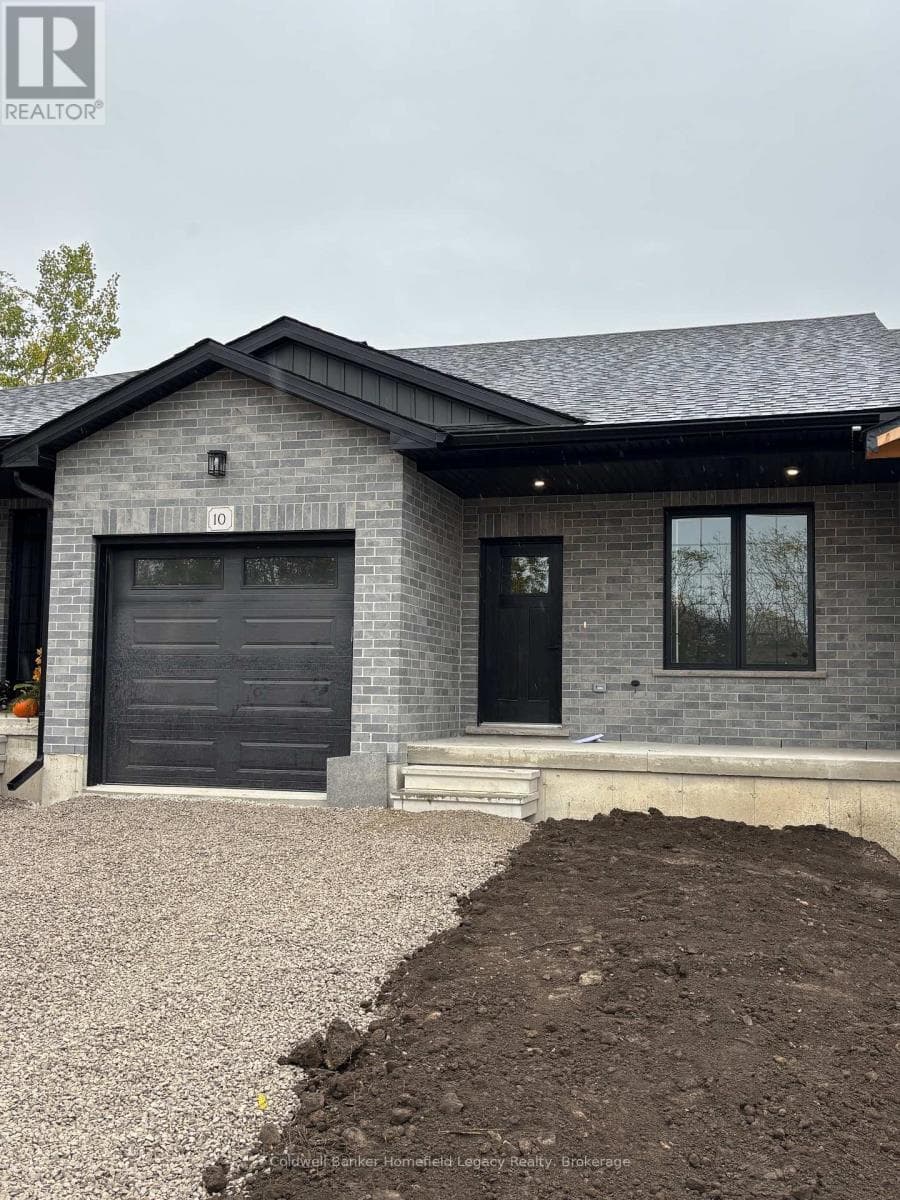 9-165 EGAN AVENUE N — St. Marys, Ontario - Main photo