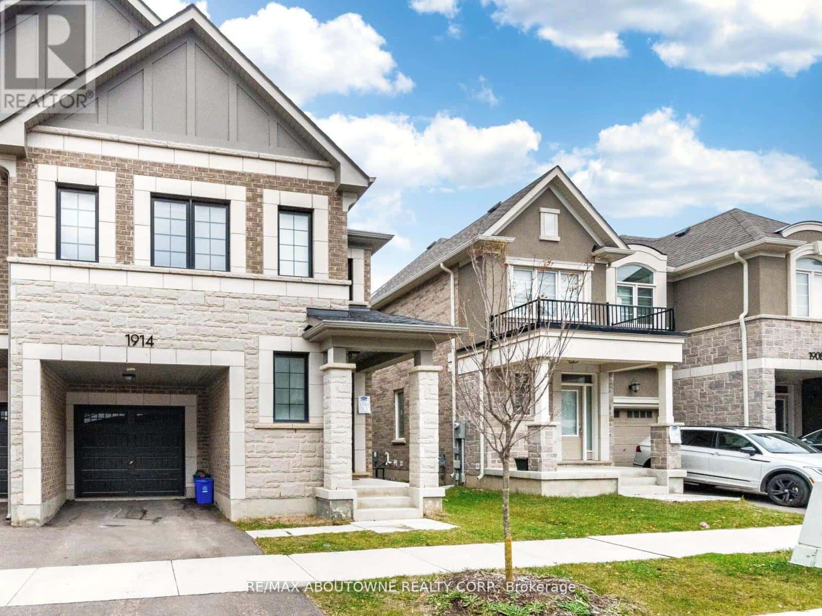 1914 THAMES CIRCLE — Milton (BW Bowes), Ontario - Photo 2 of 43