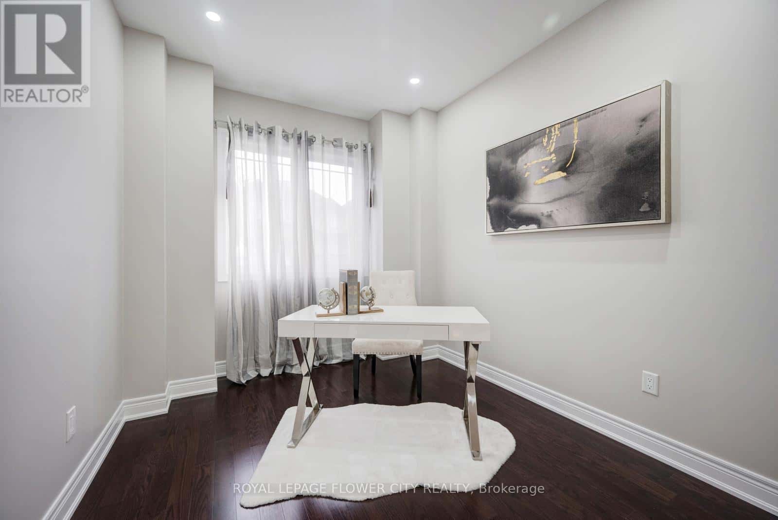 6 VILLADOWNS TRAIL — Brampton (Sandringham-Wellington North), Ontario - Photo 5 of 50