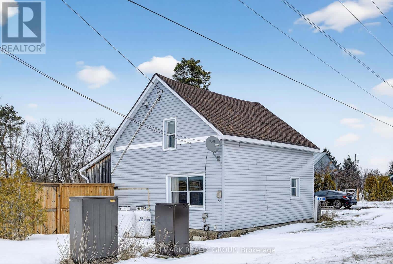 633 RUSSELL ROAD — Clarence-Rockland, Ontario - Photo 3 of 49