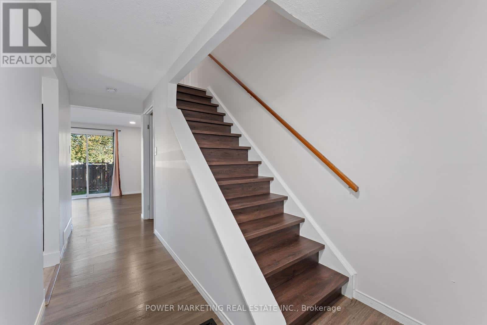 182 - 1045 MORRISON DRIVE — Ottawa, Ontario - Photo 5 of 25