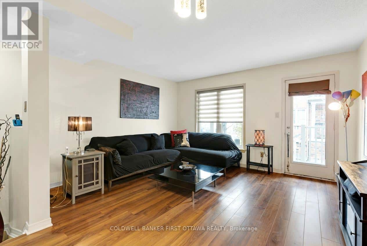 150 URBANCREST PRIVATE — Ottawa, Ontario - Photo 5 of 30