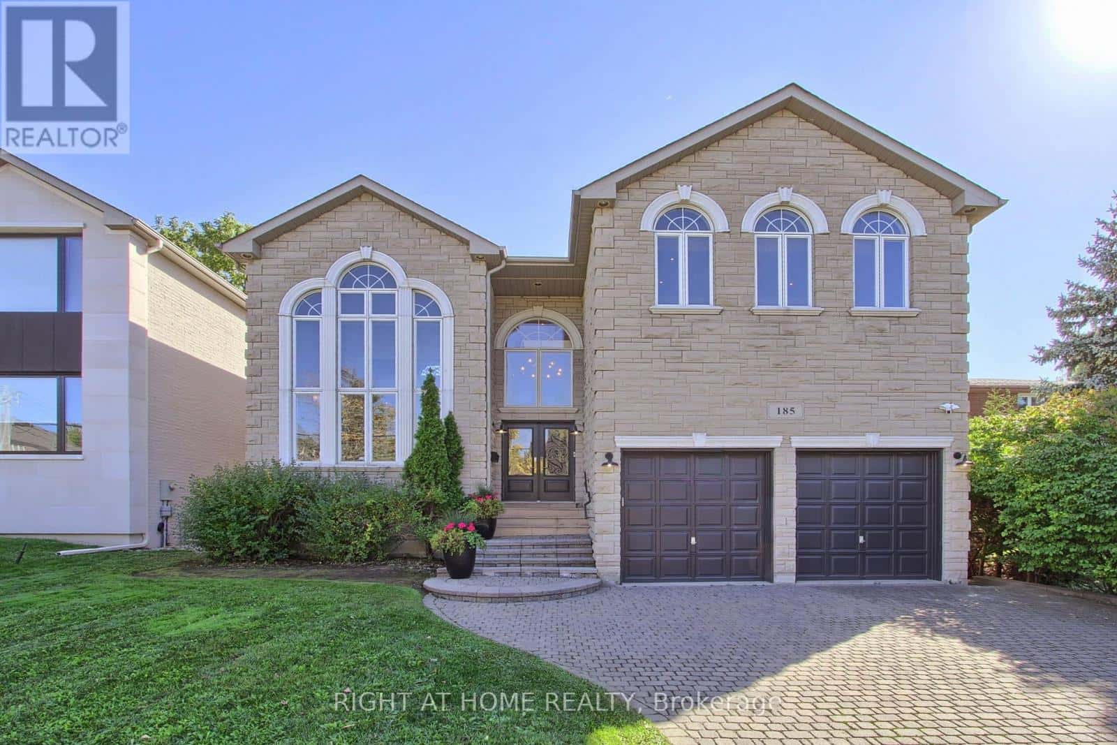 185 KING HIGH DRIVE — Vaughan (Beverley Glen), Ontario - Photo 2 of 50