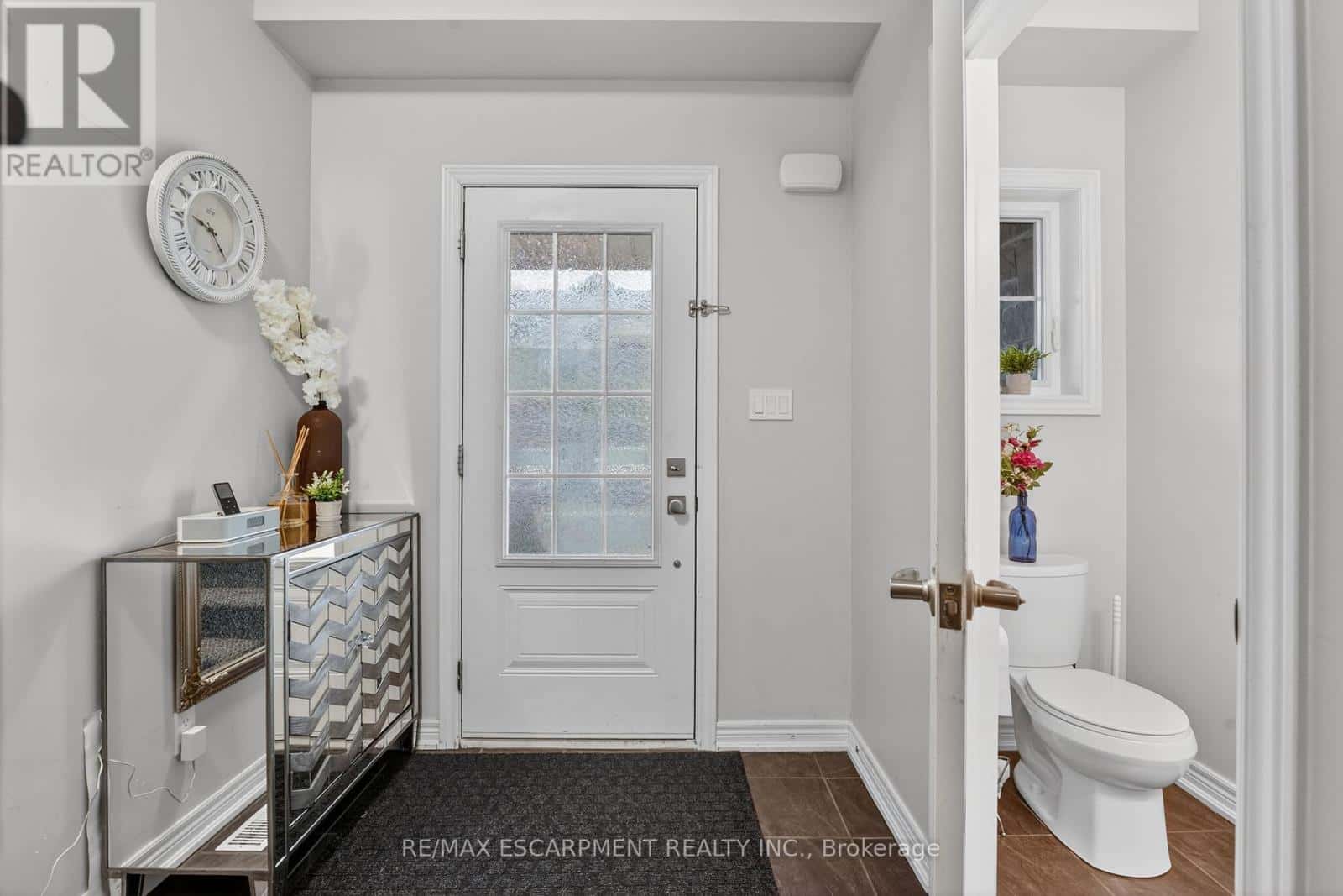 73 SEVERINO CIRCLE — West Lincoln (Smithville), Ontario - Photo 5 of 41