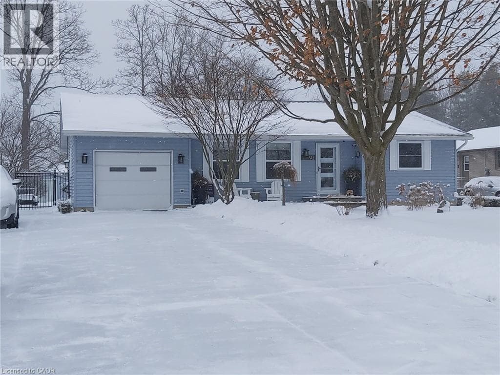 92 DOVER MILLS Road — Port Dover, Ontario - Main photo