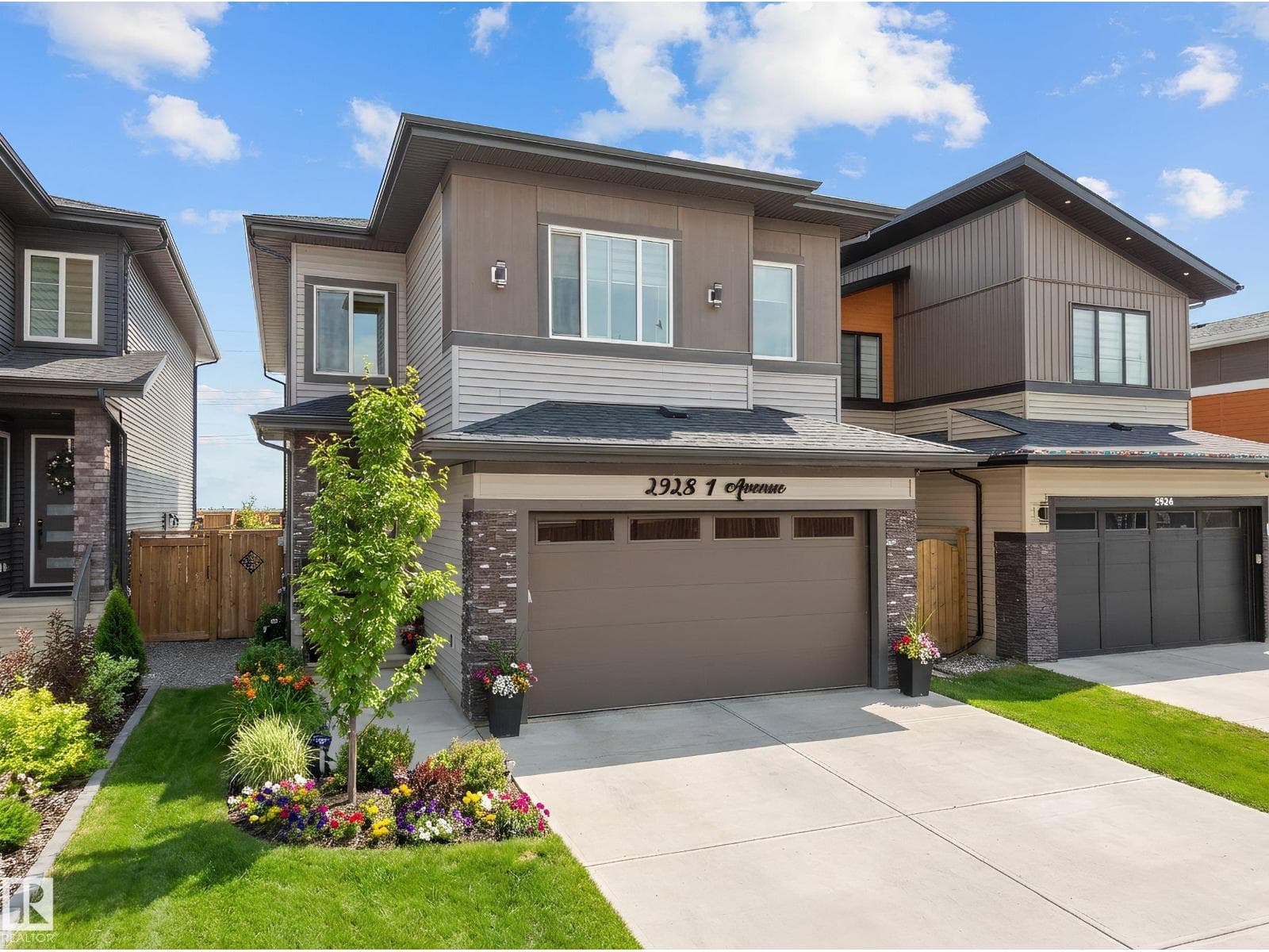 2928 1 AV SW — Edmonton, Alberta - Main photo