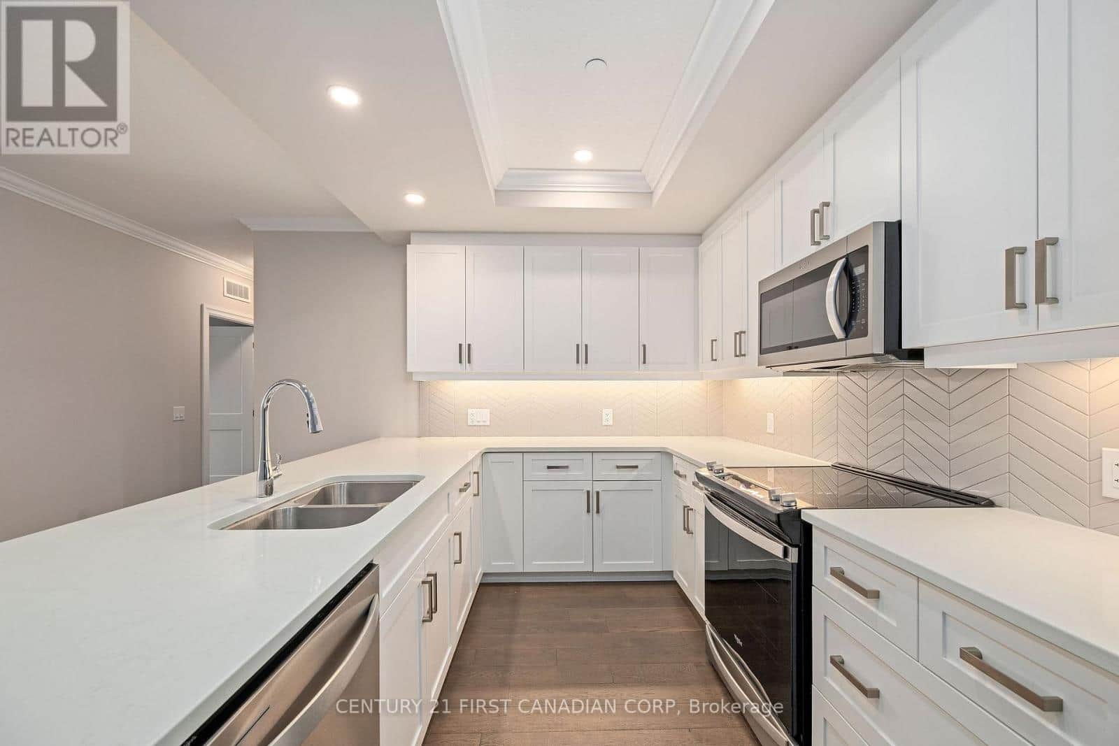 708 - 460 CALLAWAY ROAD - Photo 3 of 18, London North (North R), Ontario