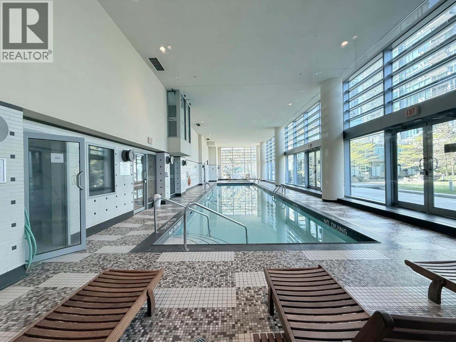 607 590 NICOLA STREET — Vancouver, British Columbia - Photo 2 of 30