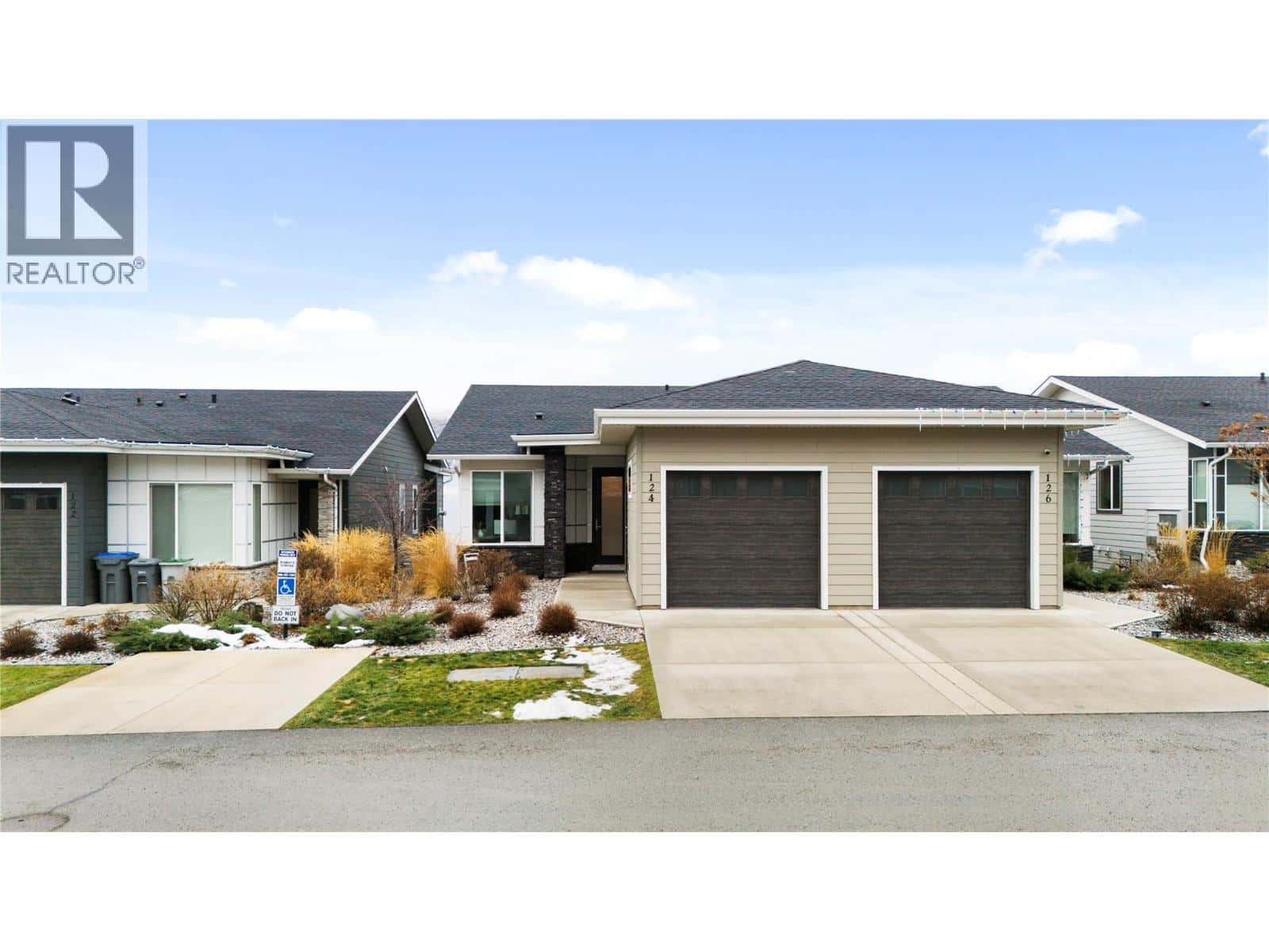 2045 STAGECOACH Drive Unit# 124 — Kamloops, British Columbia - Photo 3 of 27